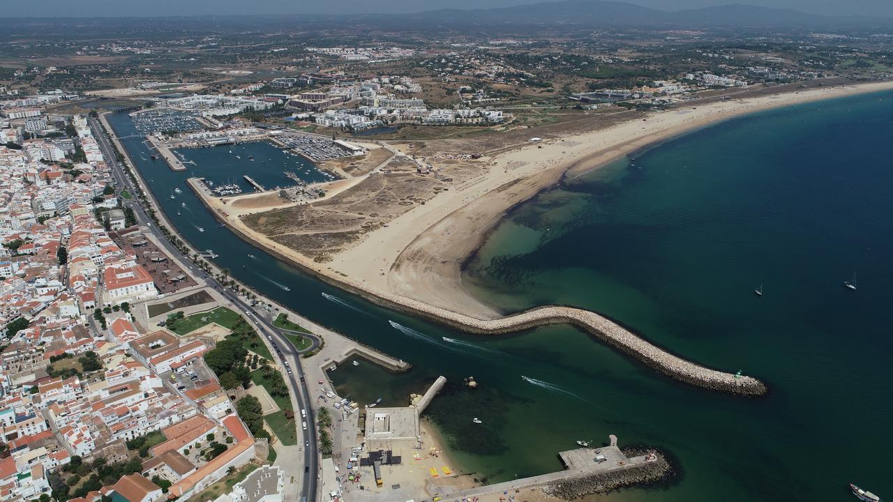 Racing Mackerel Hostel Lagos Dış mekan fotoğraf