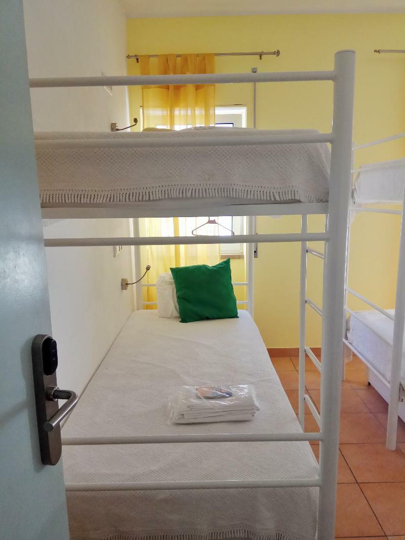 Racing Mackerel Hostel Lagos Dış mekan fotoğraf